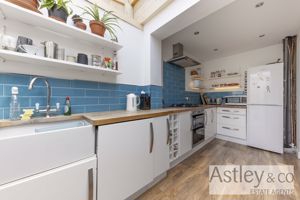 kitchen- click for photo gallery